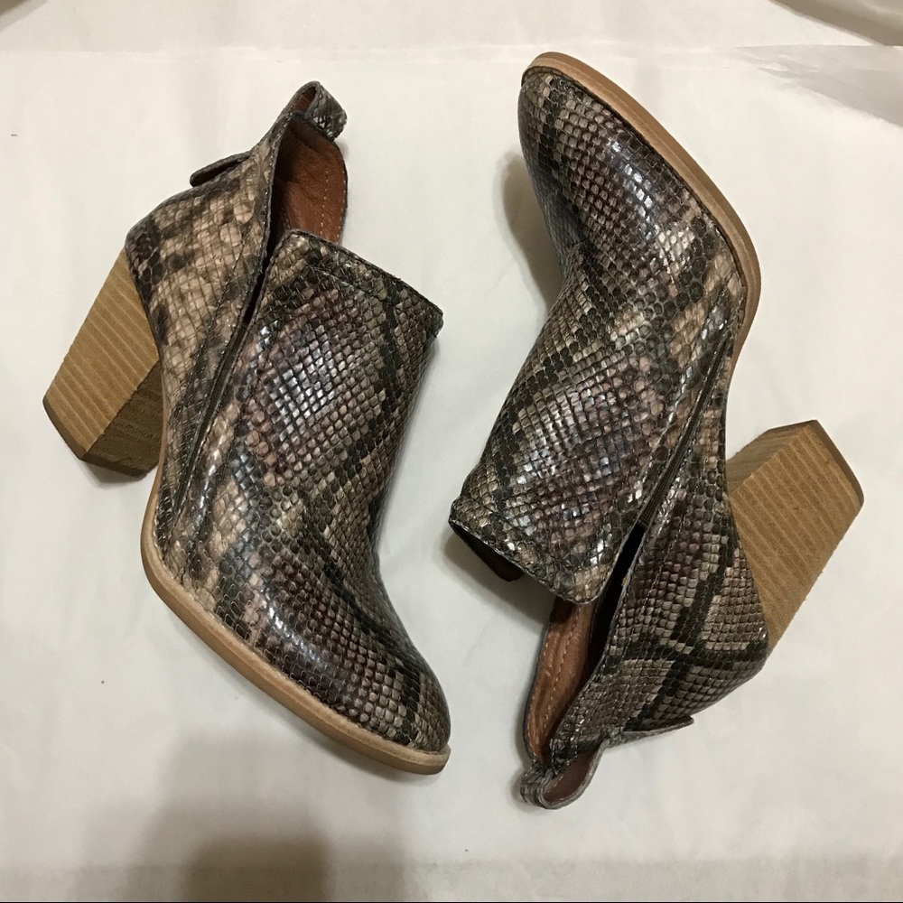 Jeffrey Campbell Rosalee Bootie